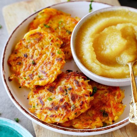close-up-vegan-hash-browns-with-applesauce