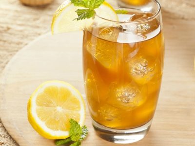 iced-green-tea-with-mint