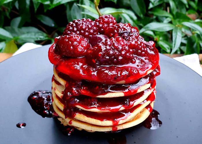 mixed-berry-pancakes